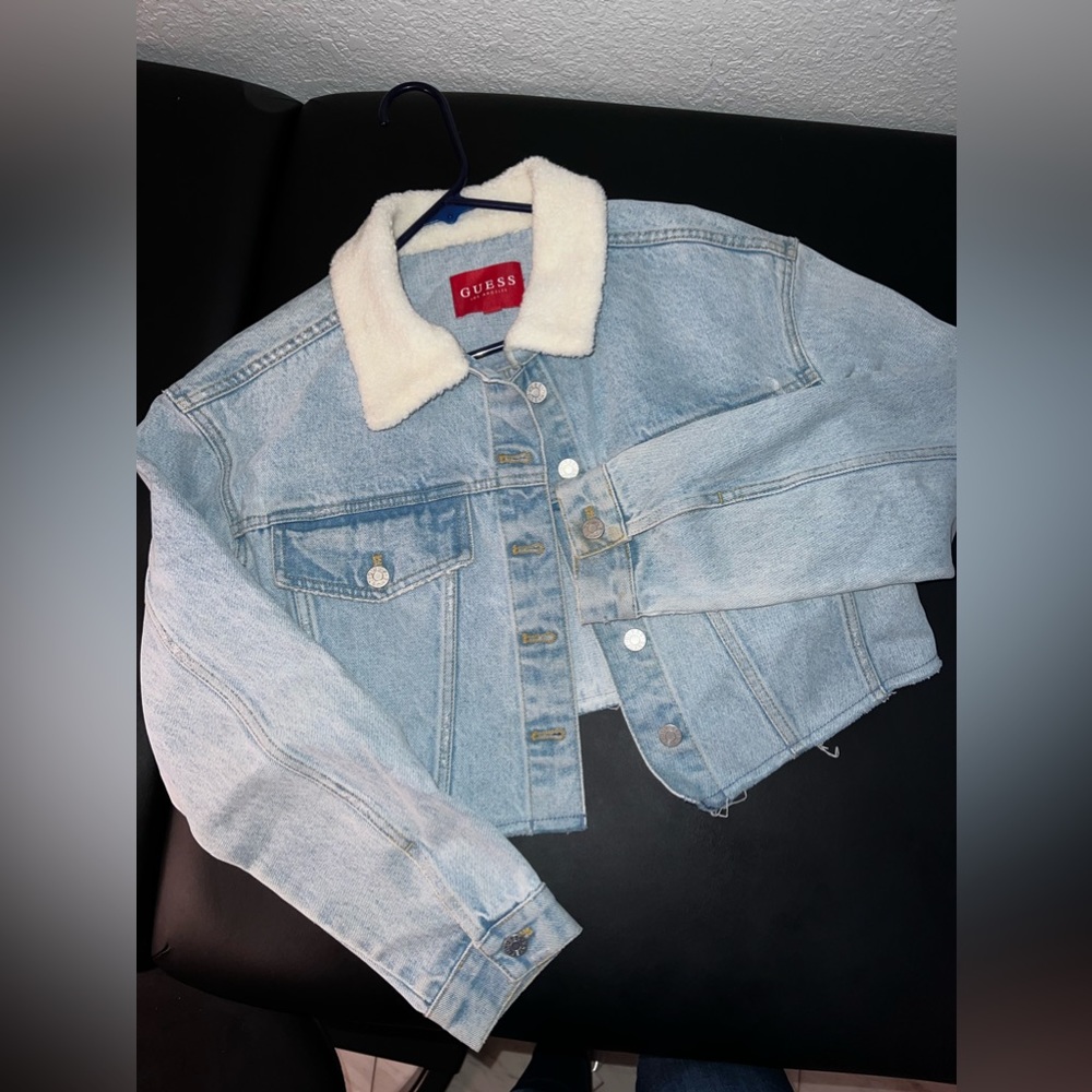 GUESS Denim Cropped Jacket